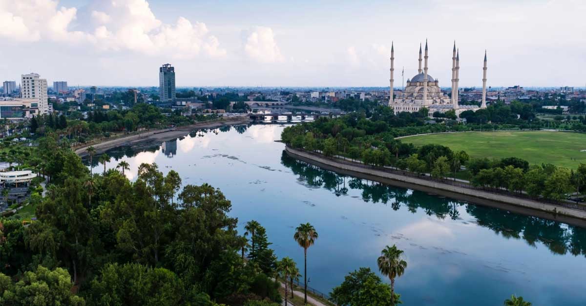 Adana’da Ne Yenir? Kebap Cennetinde En İyi 10 Restoran