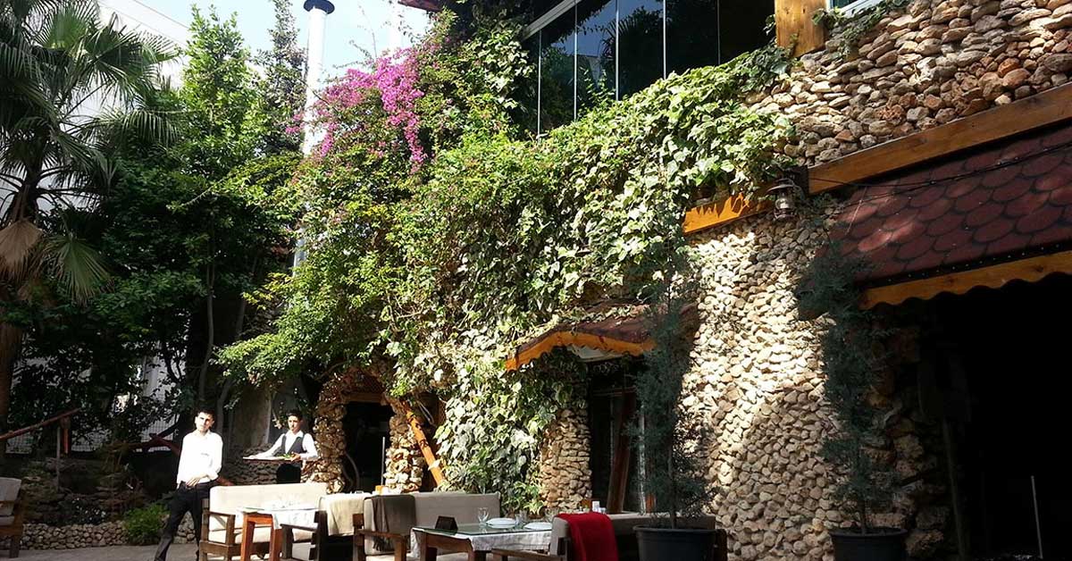 Çağlar Köy Konağı
