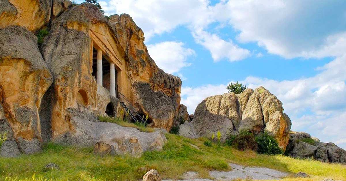 Frig Vadisi Yolu Yürüyüşü