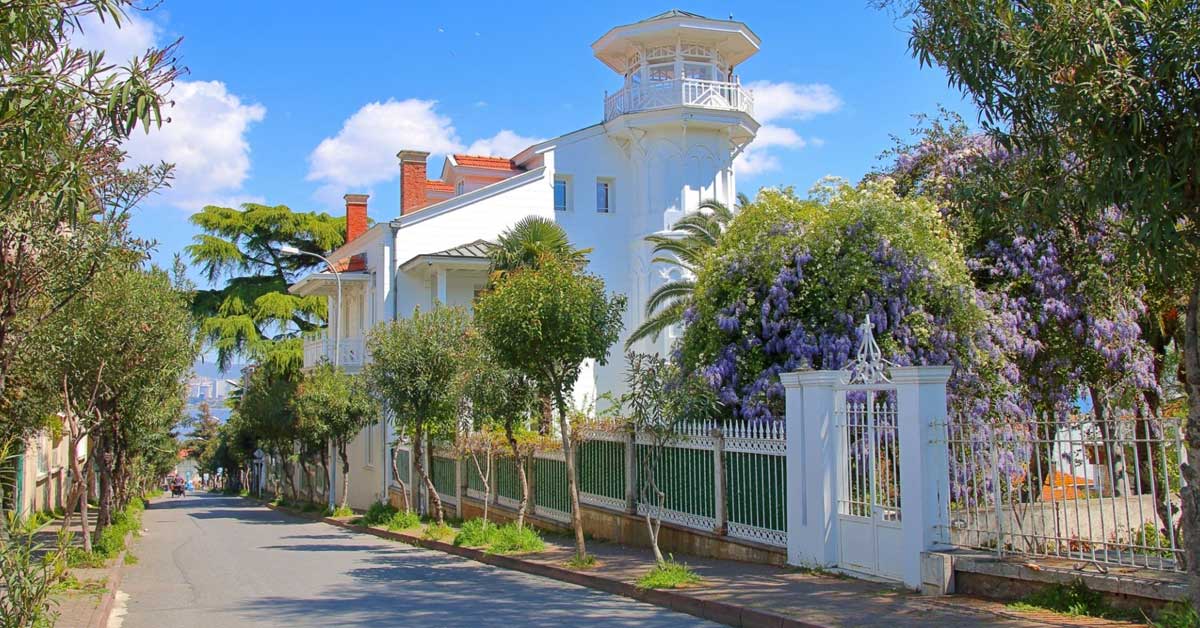 Büyükada Gezilecek Yerler