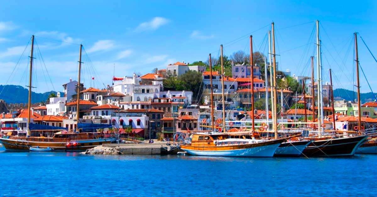 Marmaris'te Su Sporları ve Tekne Turlarıyla Eğlence Dolu Bir Tatil