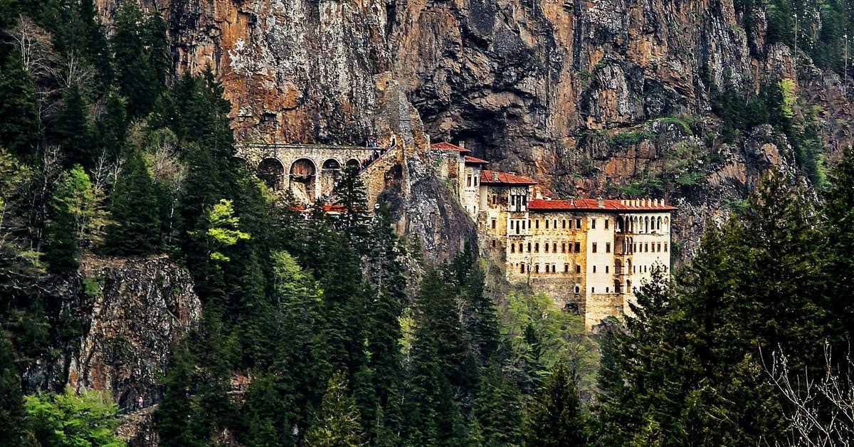 Sumela Manastırı: Mağaranın İçindeki Mucize