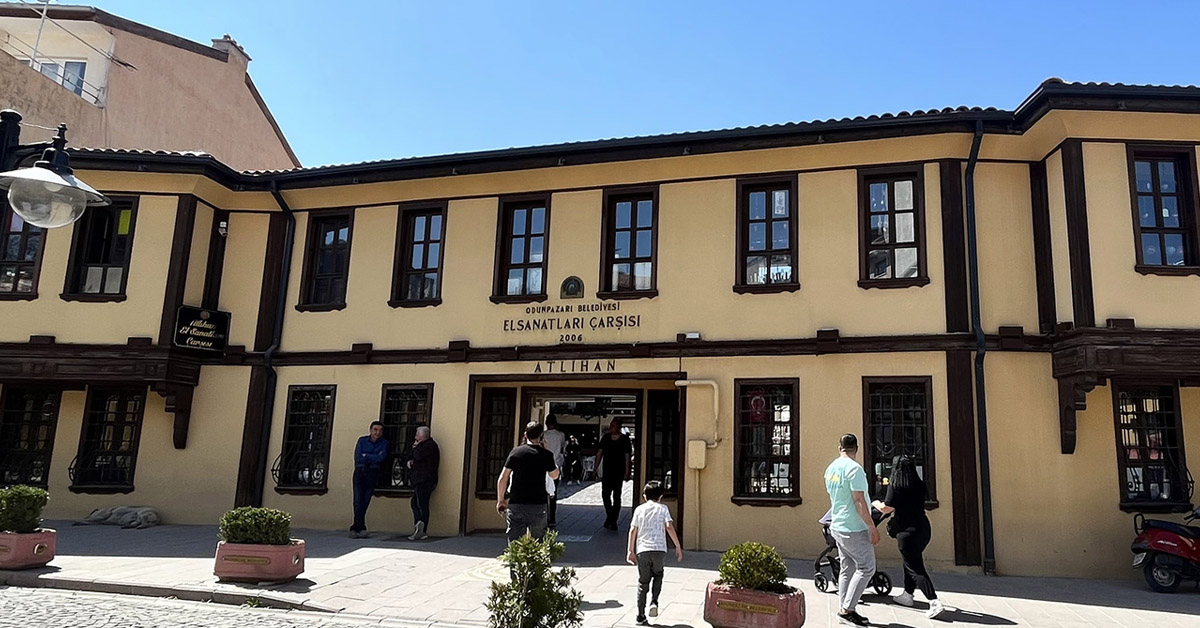Atlıhan Çarşısı