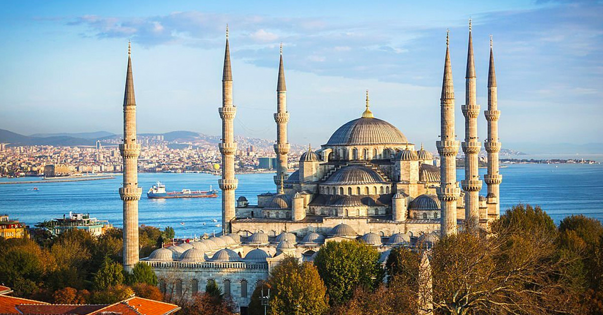 Sultanahmet Meydanı ve Çevresinde Görmeniz Gereken 15 Yer