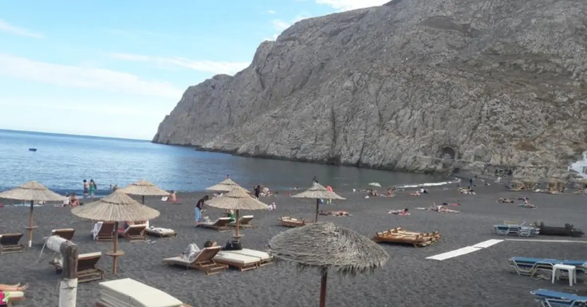 Kamari ve Perissa Plajları