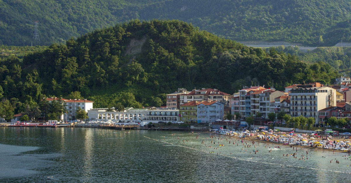 Amasra Plajları: Denizin ve Güneşin Tadını Çıkarmak