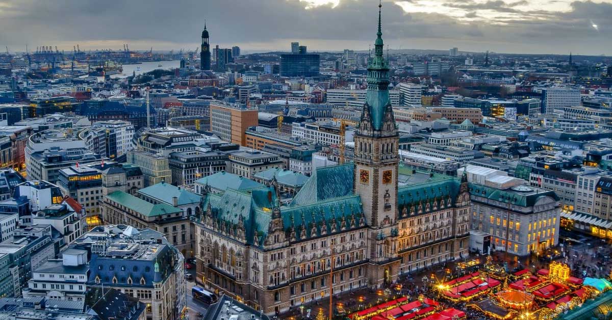 Hamburg Rathaus (Belediye Binası)