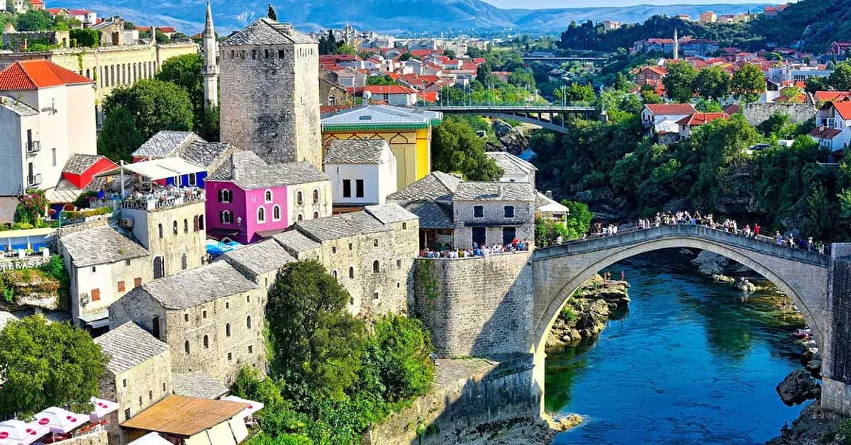 Bosna'ya Kimlikle Gidilir Mi?