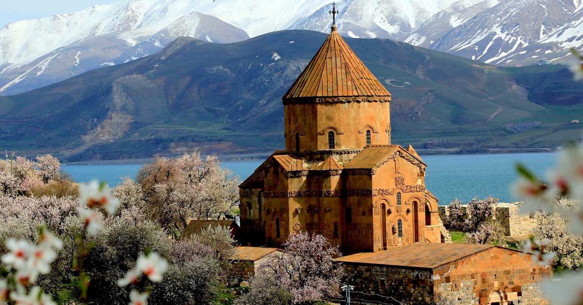Akdamar Adası ve Kilisesi: Bir Zamanlar Bir Medeniyet