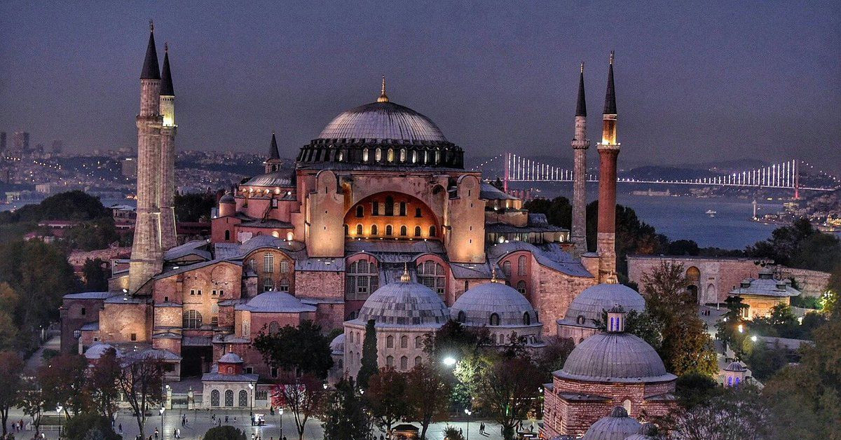 Ayasofya Camii: Tarihin Dönüşüm Noktası
