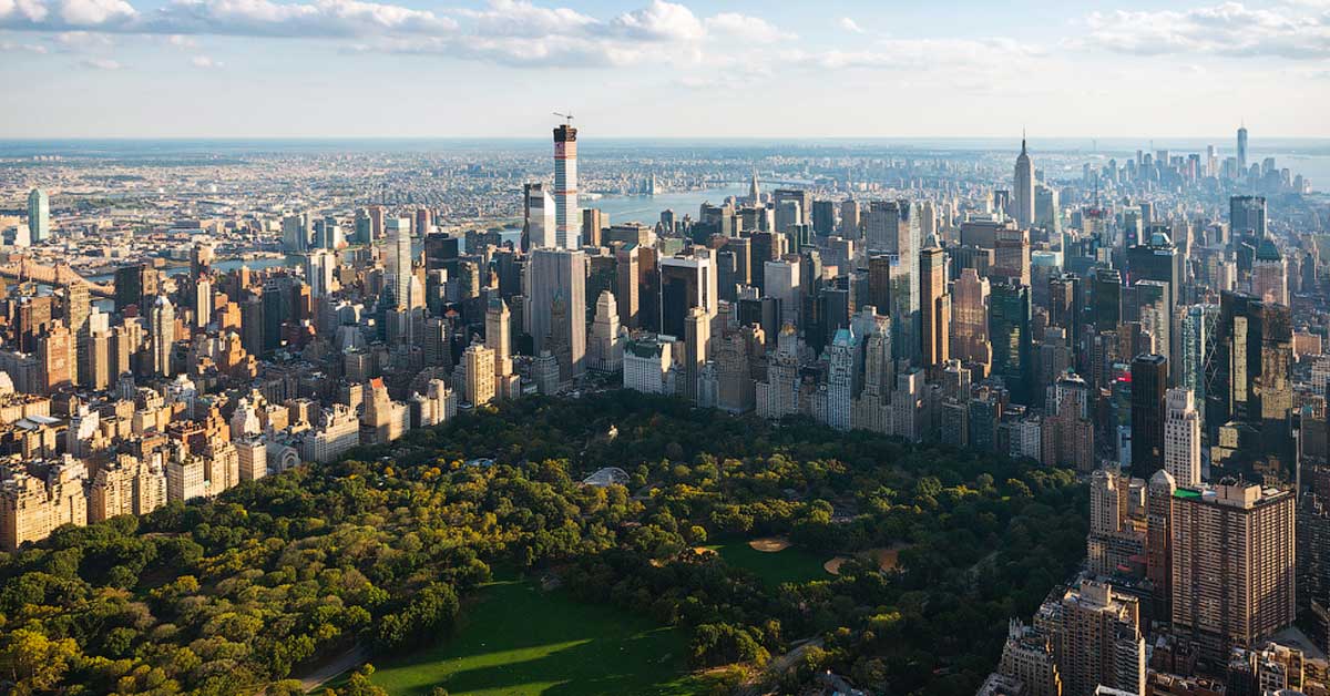 New York'a Dair Her Şey