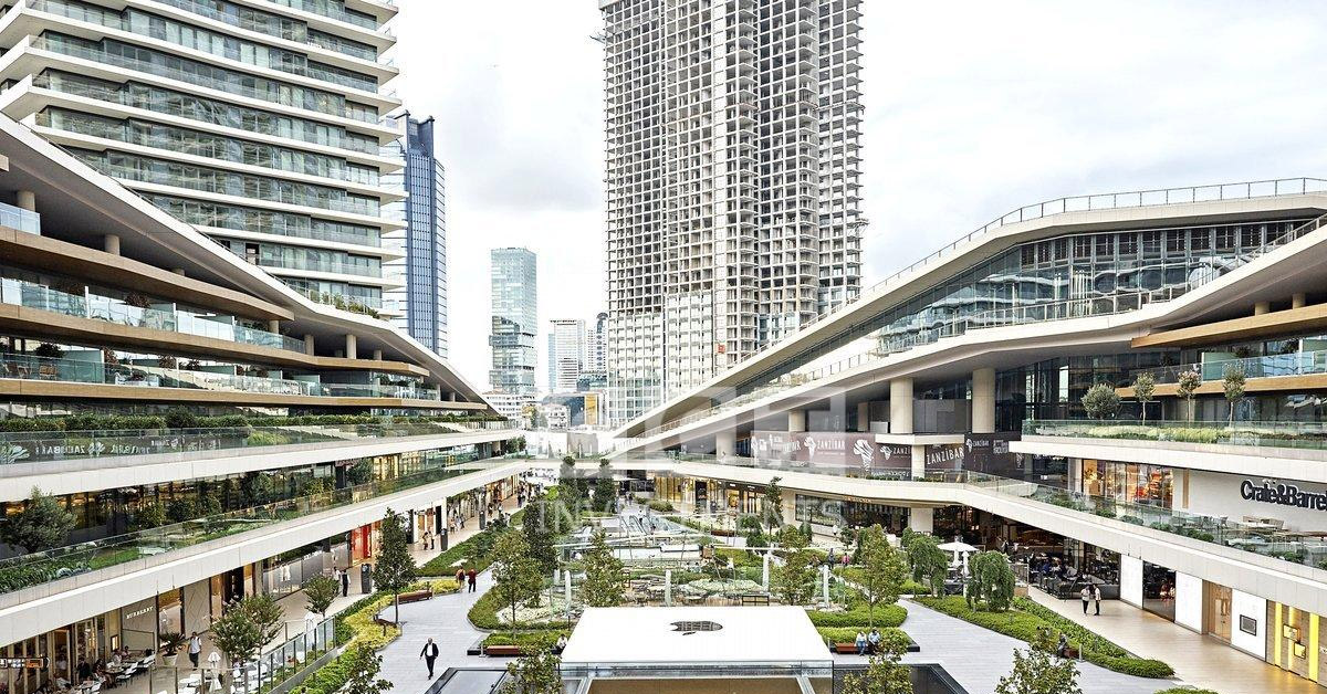 Zorlu Center: Sanat ve Alışverişin Harmonisi
