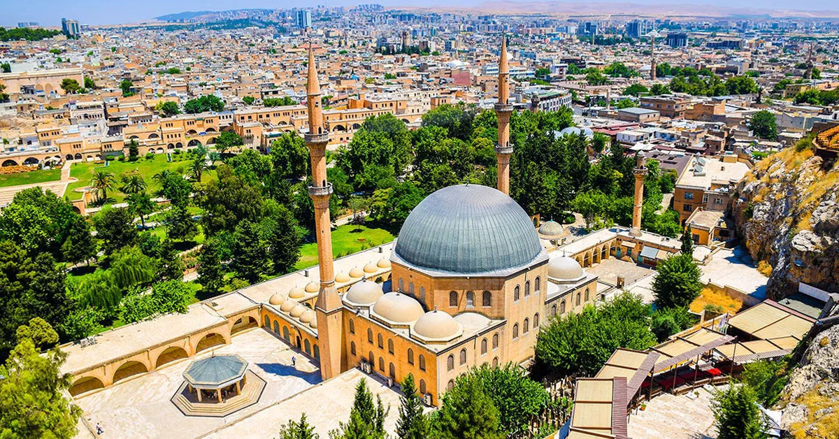 Dergah Camii ve Kompleksi
