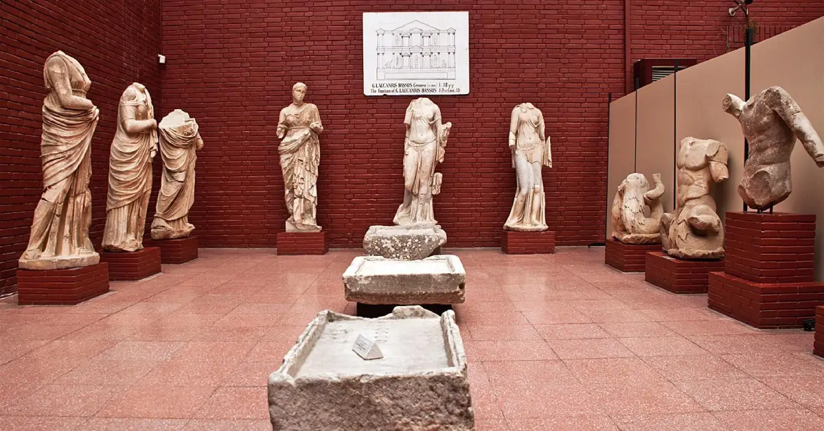 Efes Arkeoloji Müzesi