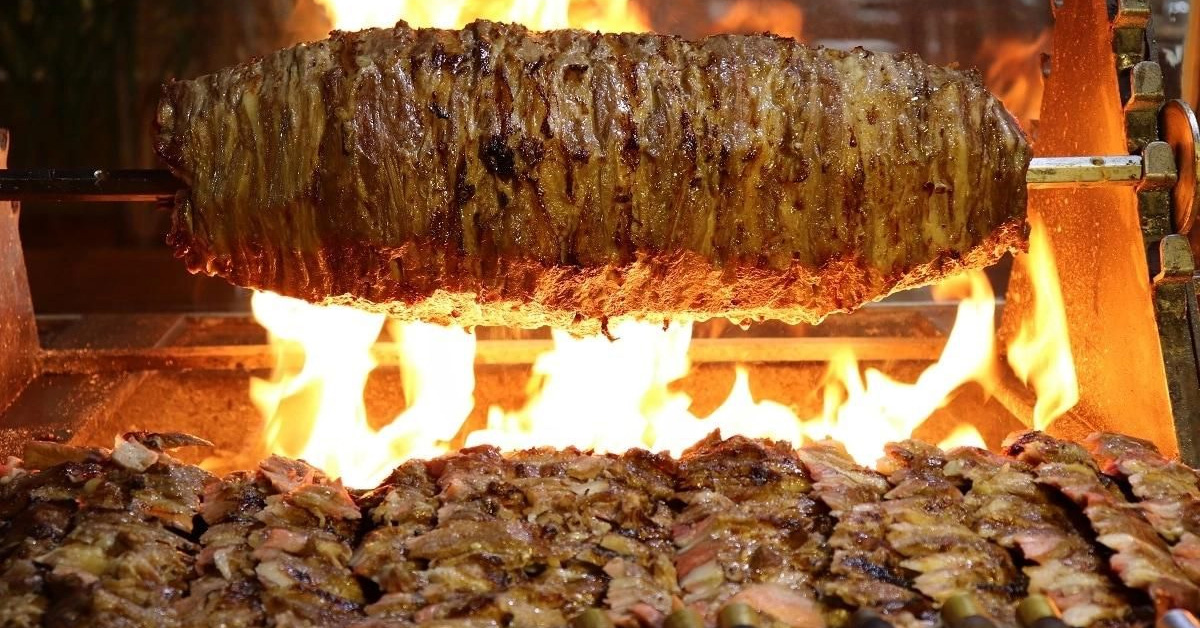 Erzurum'un Eşsiz Lezzeti: Cağ Kebabı