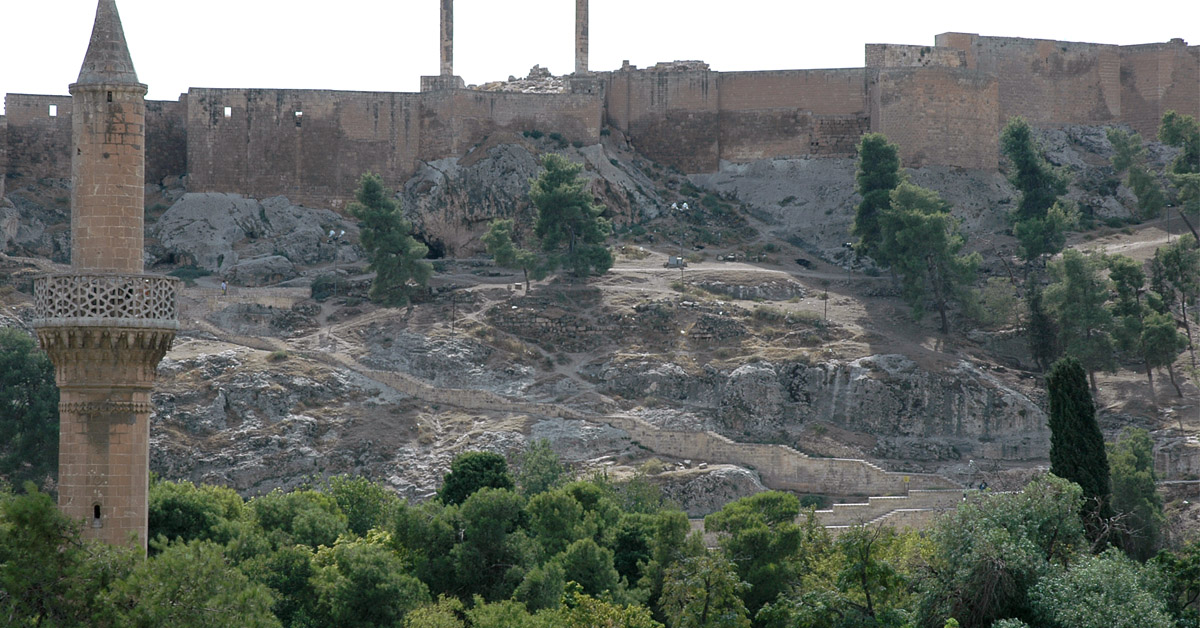 Urfa Kalesi: Şehrin Muhafızı