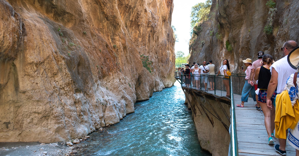 Ziyaretçiler İçin Pratik Bilgiler