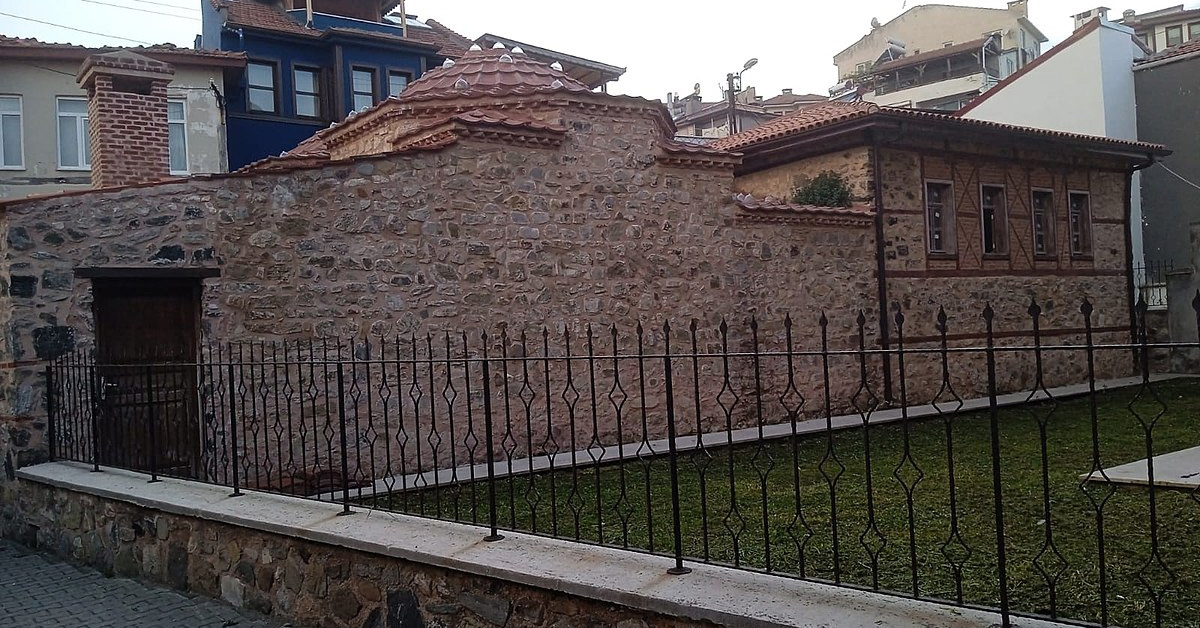 Avlulu Hamam