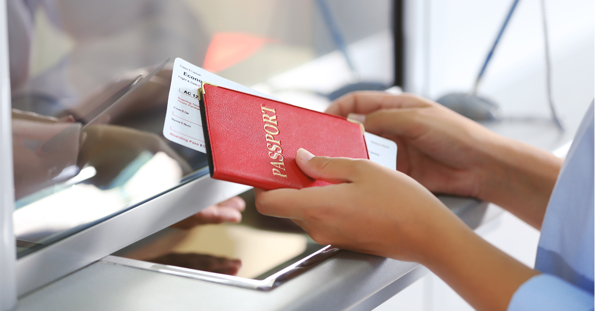 Sınırda Pasaport Kontrolü ve Gümrük İşlemleri