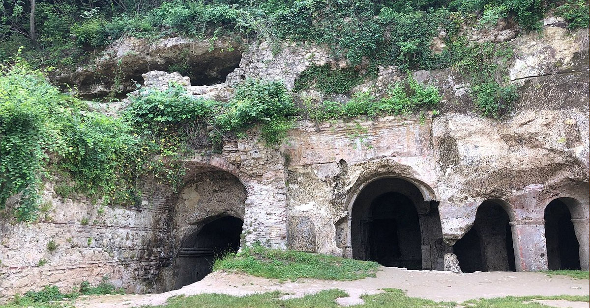 Aya Nikola Manastırı