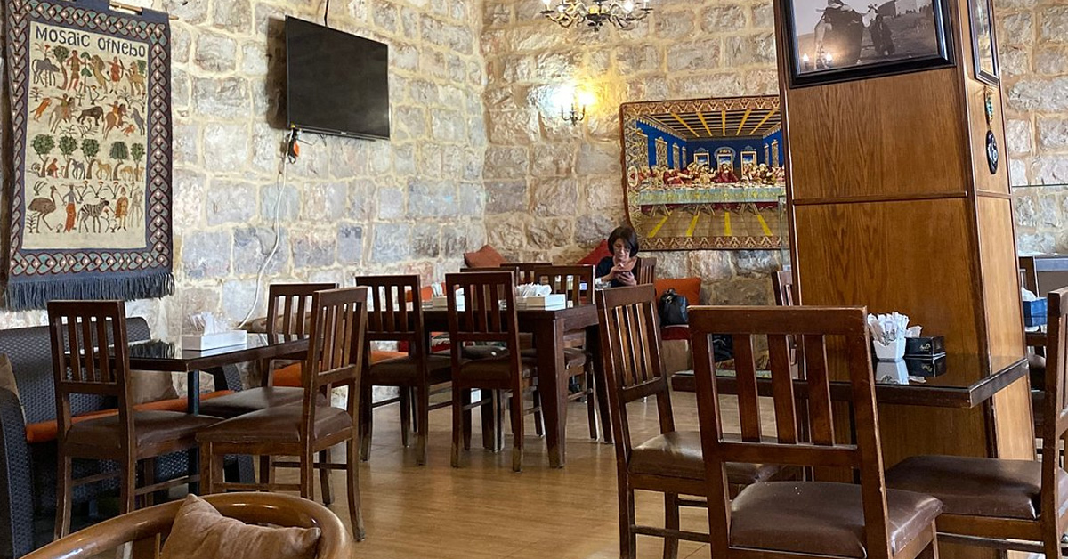 Ayola Cafe