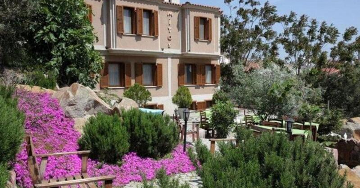 Mitos Hotel