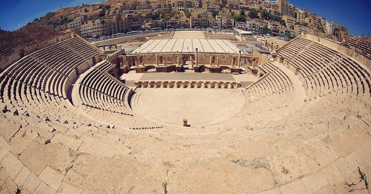 Nabatean Amfi Tiyatrosu