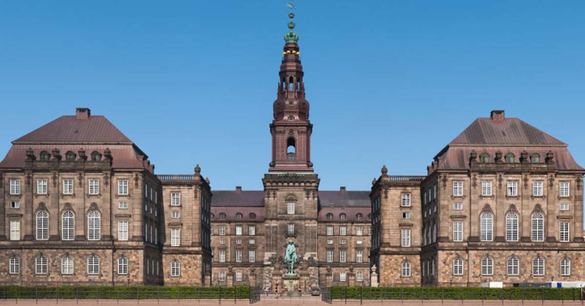 Christiansborg Sarayı