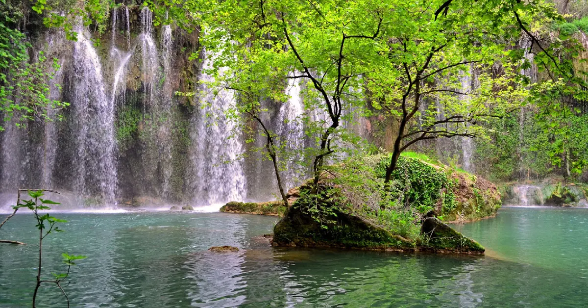 Kurşunlu Şelalesi