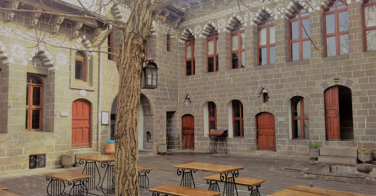 Ahmet Arif Edebiyat Müzesi