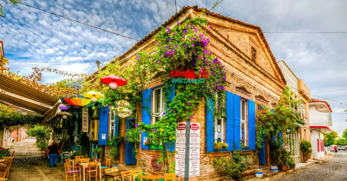 Cunda Tarihi Pazarı