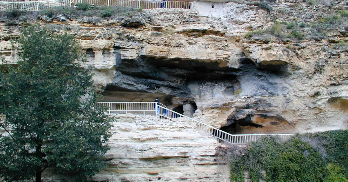 Aladzha Manastırı
