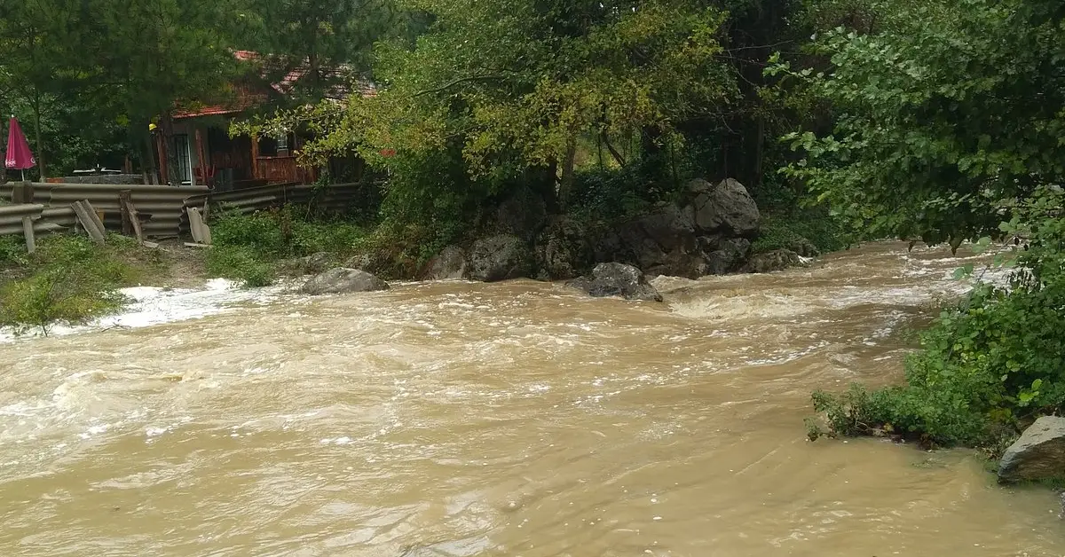 Çayır Köyü Su Mağarası