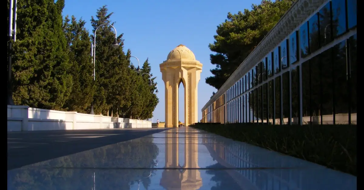 Ebedi Alev Anıtı