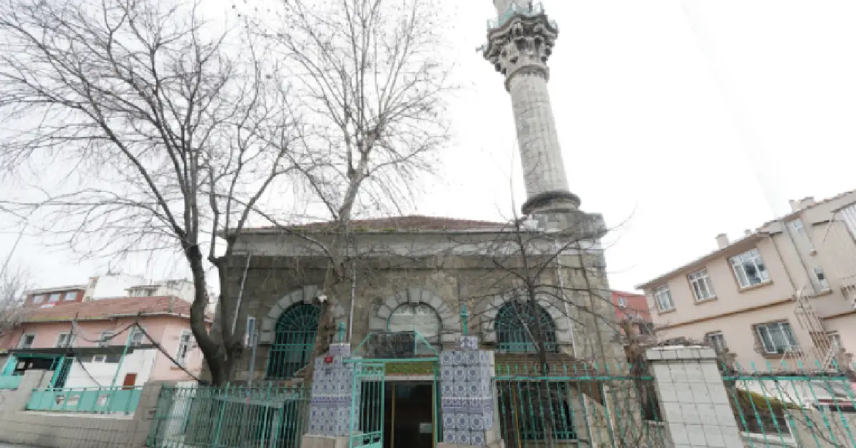 Hasan Paşa Camii 