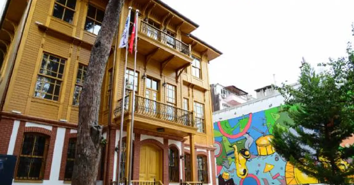 Kadıköy Sanat Evi