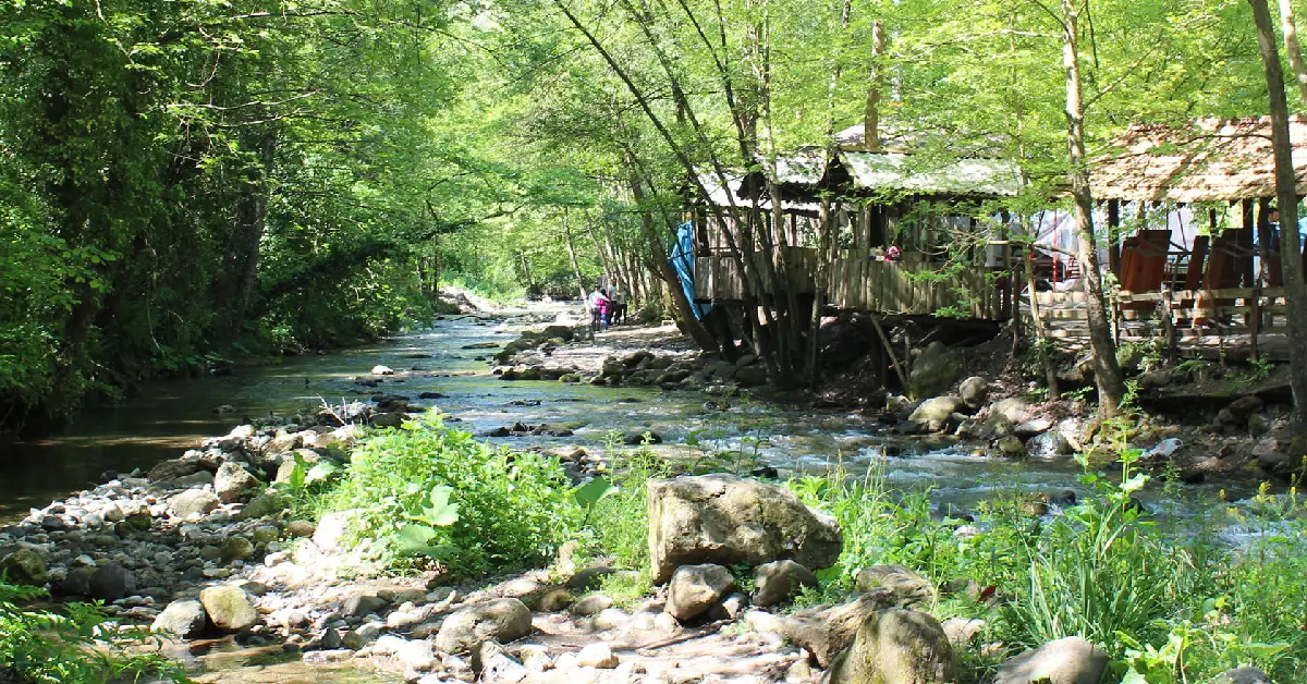 karakaya piknik alanı