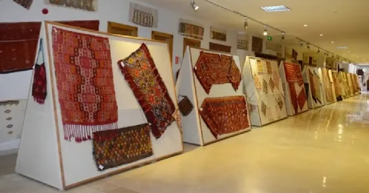 Hakkari Kilim Müzesi