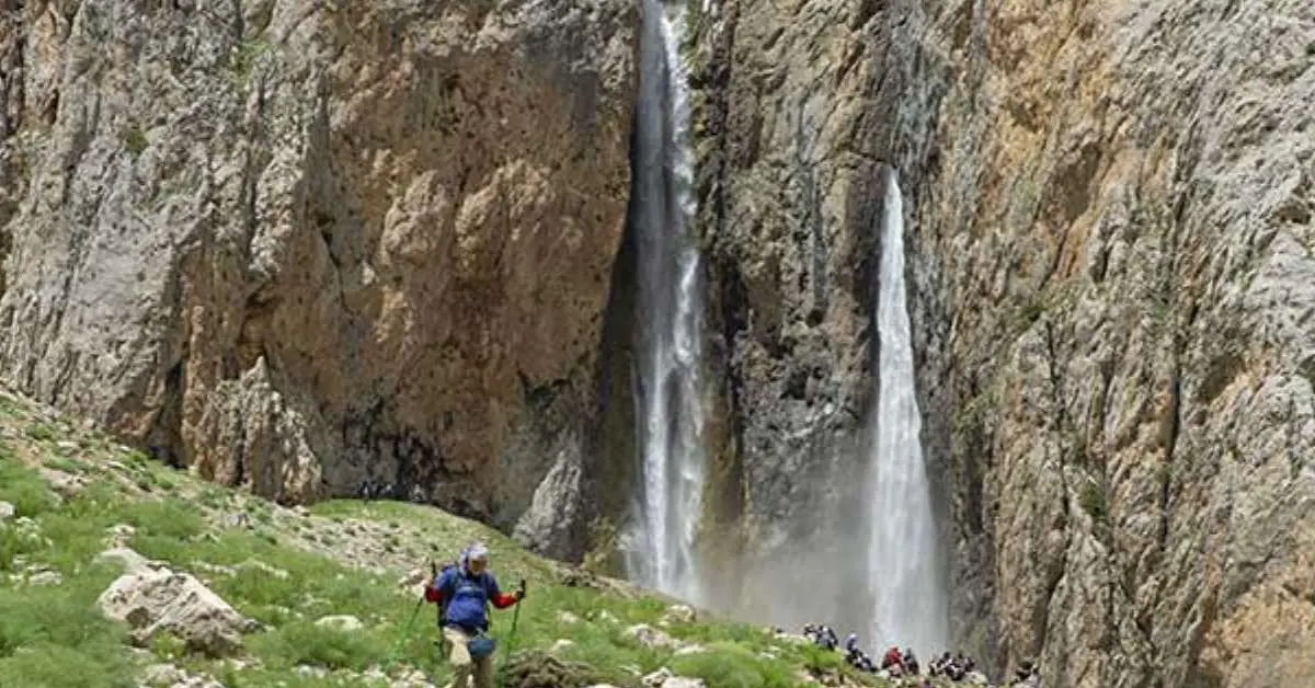 Kırk Merdiven Şelalesi