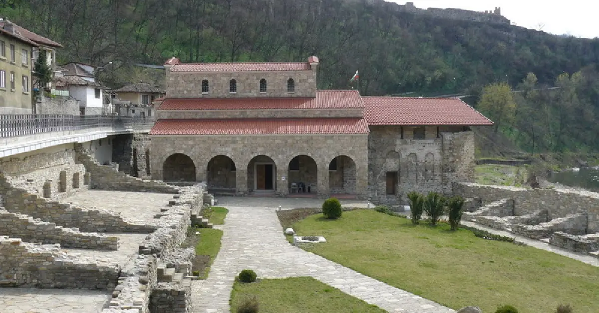 Kutsal Kırk Şehit Kilisesi