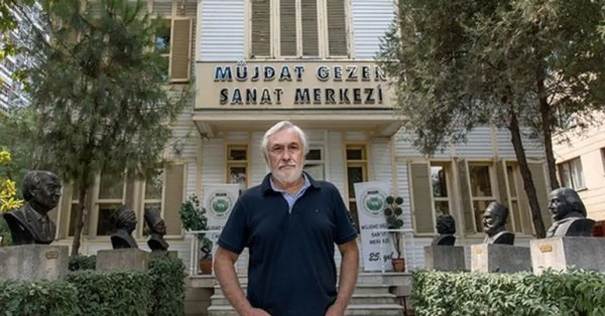 Müjdat Gezen Kültür Merkezi