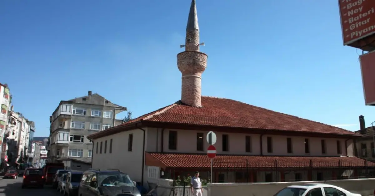 Orhangazi Camii-Ayasofya Kilisesi