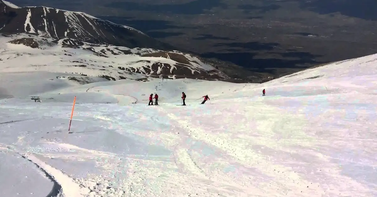 Sakaltutan Kayak Merkezi