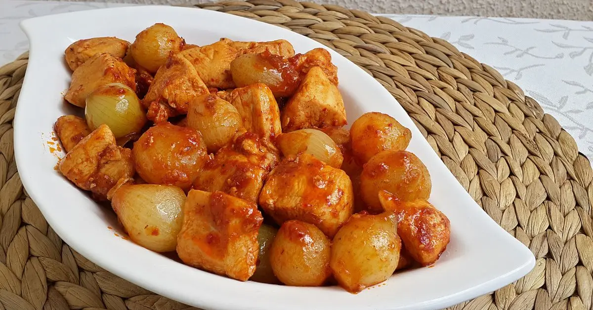 soğanlı tavuk yahni