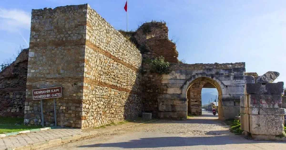 yenişehir kapı