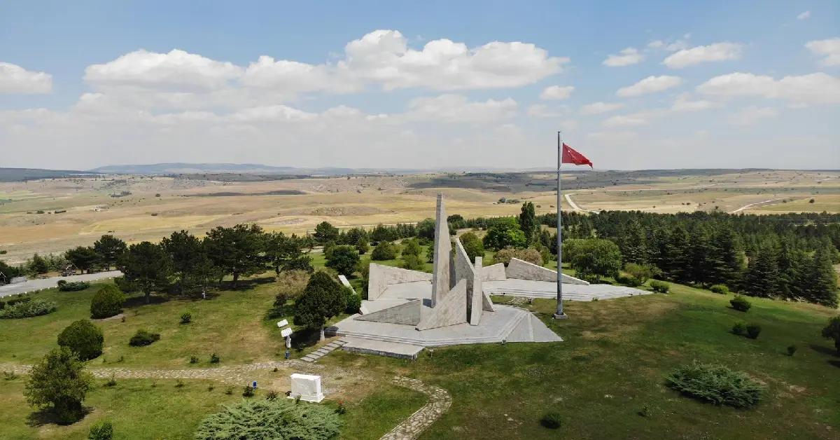 Zafer Tepe 