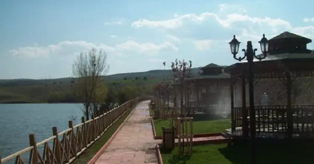Alpsarı Göleti
