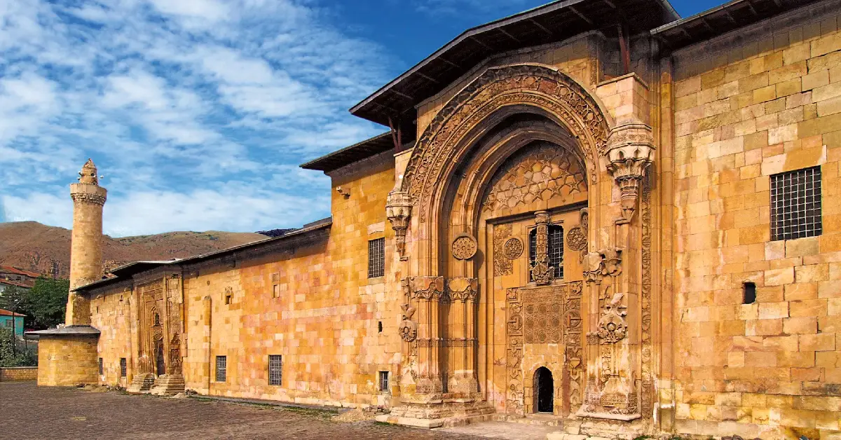 Divriği Ulu Cami ve Darüşşifası