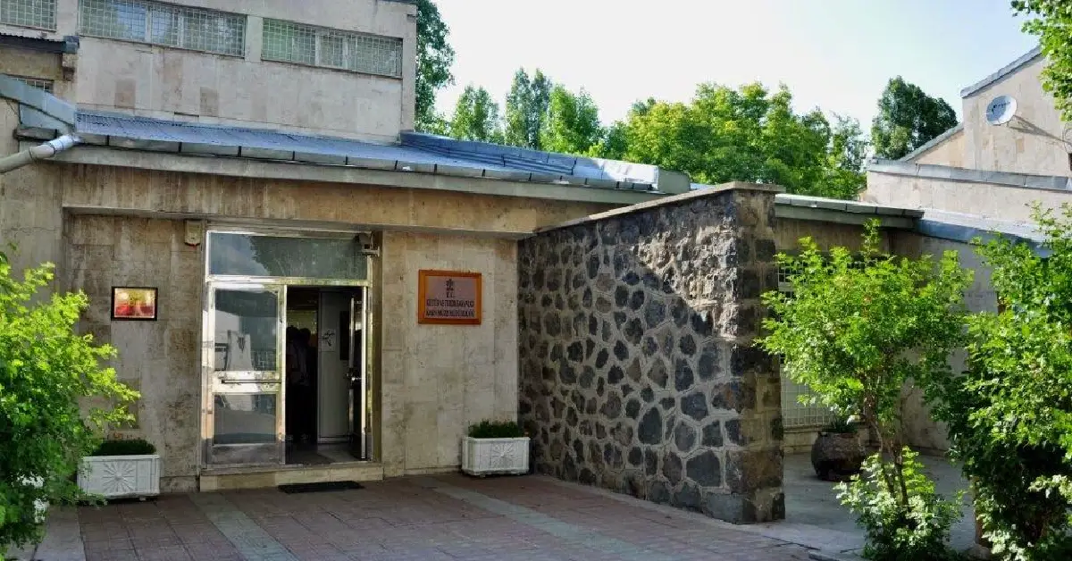 Kars Arkeoloji ve Etnografya Müzesi