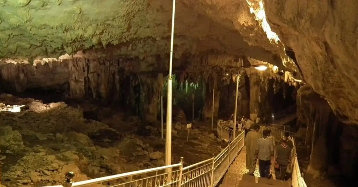 Les Grottes de Beni Add